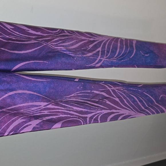 New Tights 10-12 - Picture 2 of 5